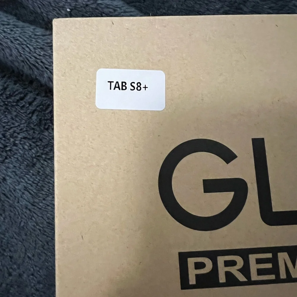 TEMPERED GLASS 12.4 inch tablets